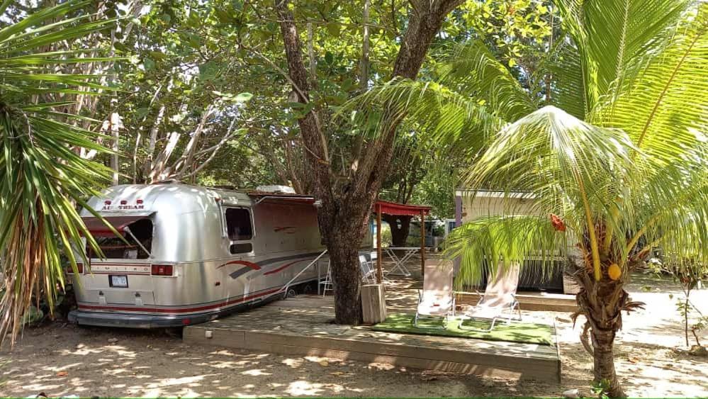 Airstream Paradise Bernard Exterior foto
